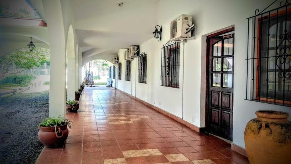 El Portal De Cerrillos, Hosteria De Campo Hotel Luaran gambar